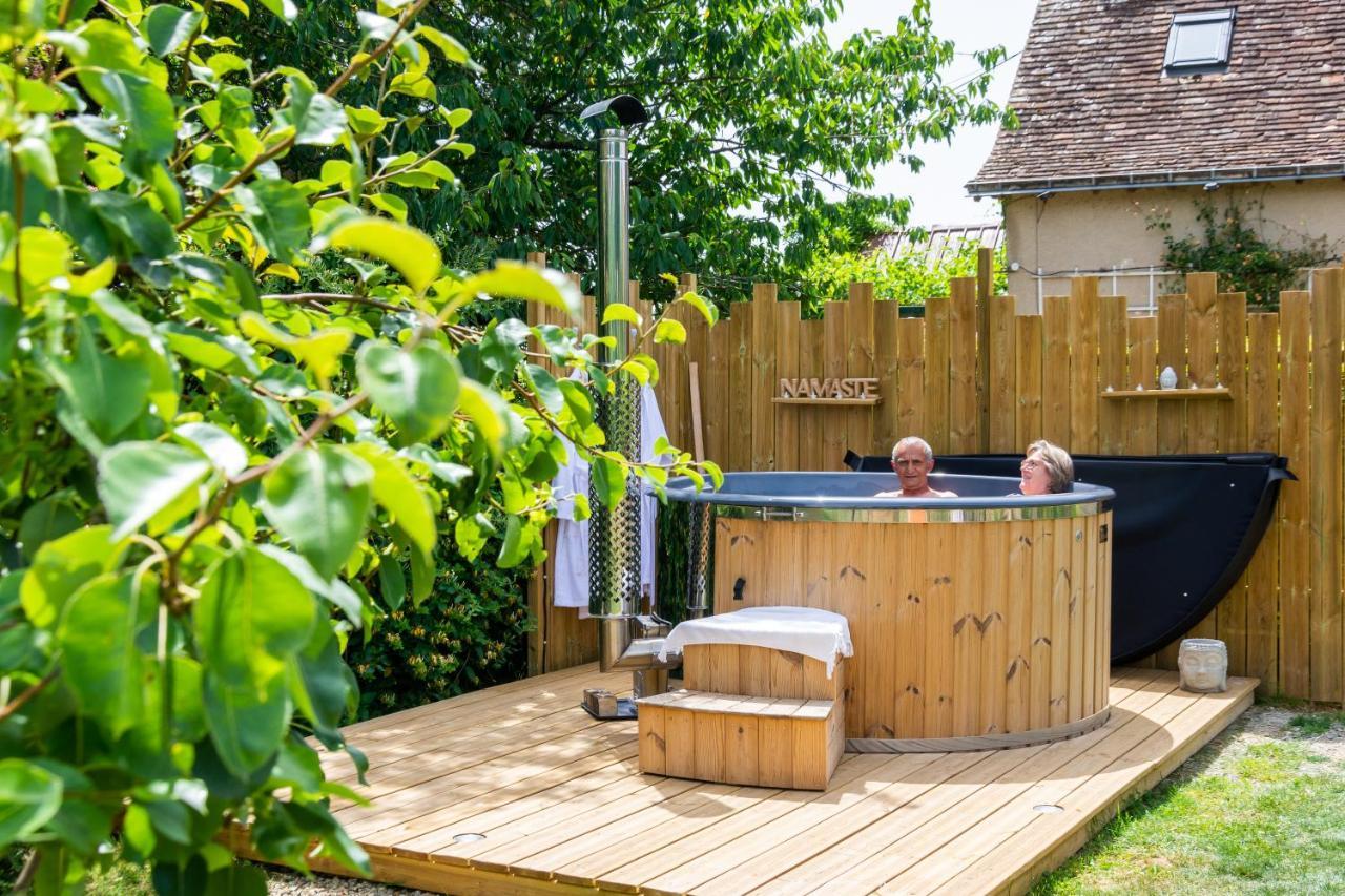 Cabane En Bois Avec Bain Nordique Asnieres-sur-Vegre Екстер'єр фото